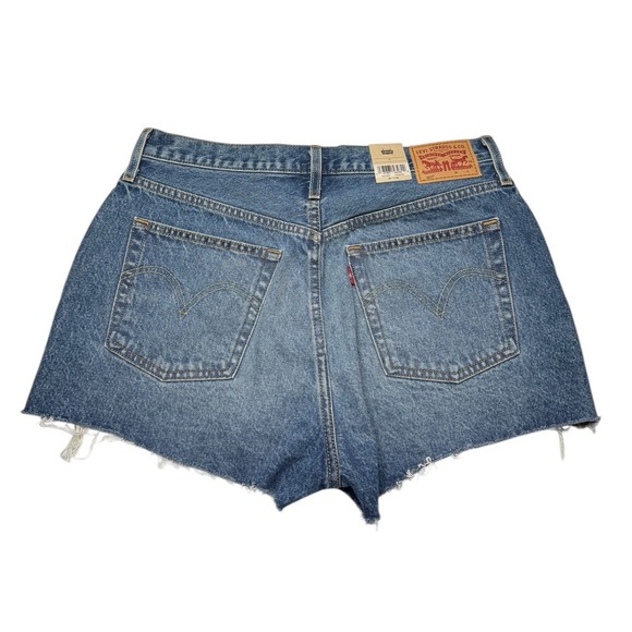 Levi's 501 Women's Shorts Size 31 New High Rise Summer Trendy - Picture 3 of 3